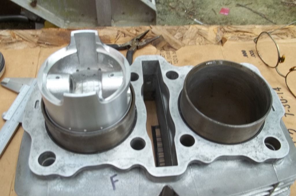 Installing the pistons and cylinder A 'Fail" story